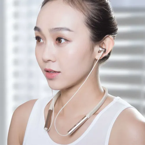 Беспроводные наушники Xiaomi Mi Collar Bluetooth Headset фото 2