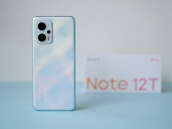 Черный и голубой Redmi Note 12T Pro показали на фото